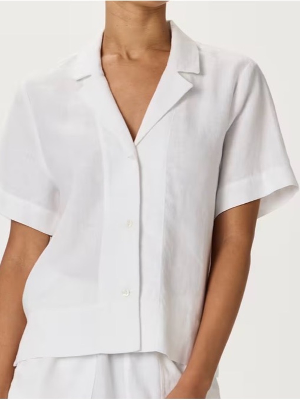Aritzia White Short-Sleeve Camp Collar Button Shirt - Linen